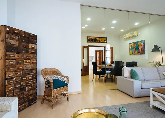 Homeyseville-Amazing Views Cathedral Tomas De Ibarra - 8 Pax, Parking Optional