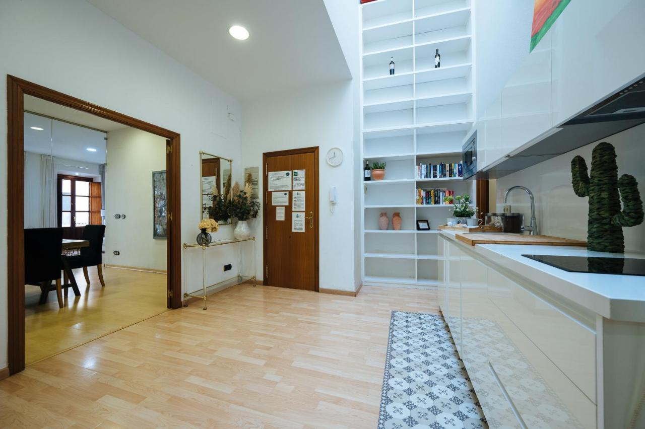 Homeyseville-amazing Views Cathedral Tomas De Ibarra - 8 Pax, Parking Optional Apartment *