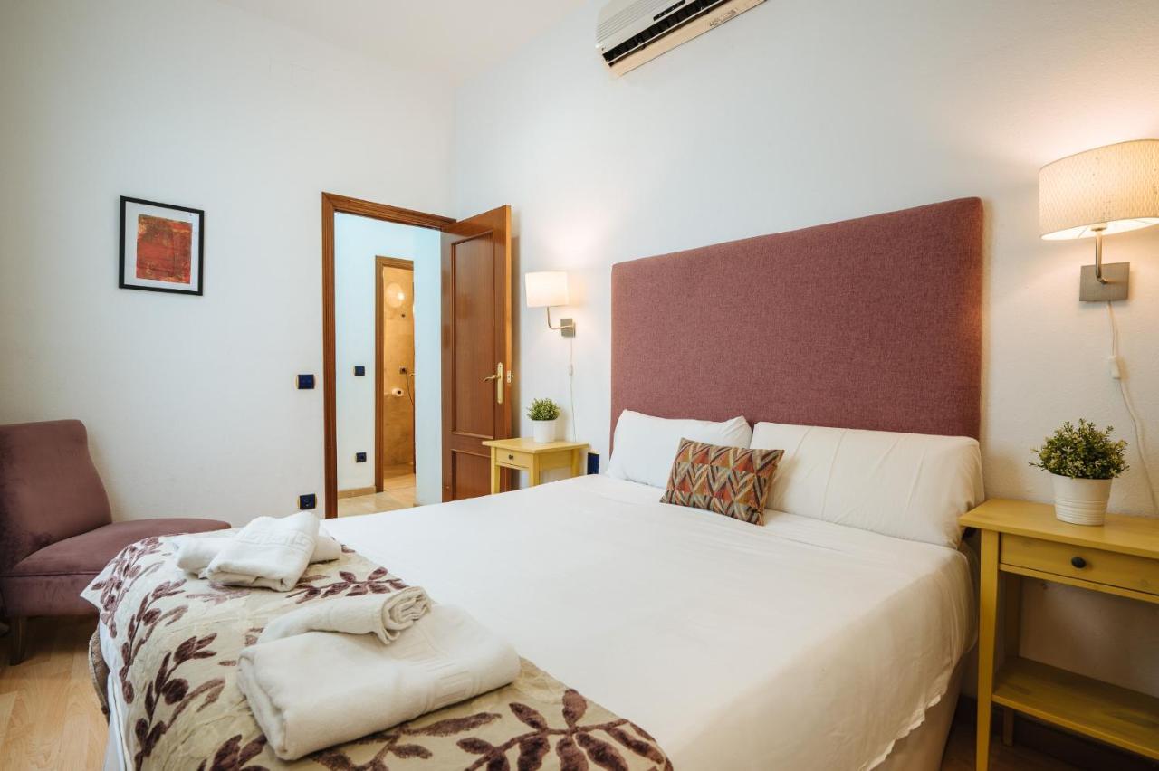 Homeyseville-amazing Views Cathedral Tomas De Ibarra - 8 Pax, Parking Optional Apartment