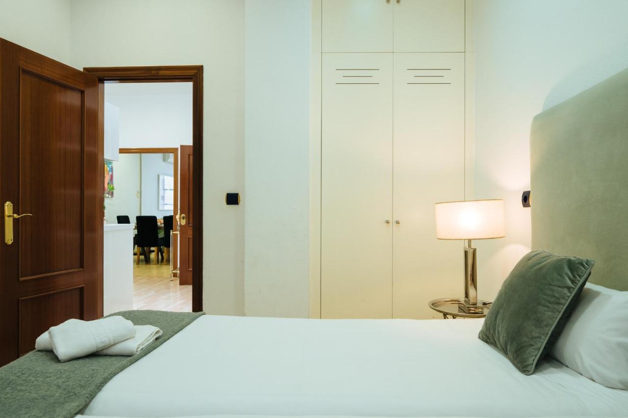 Homeyseville-amazing Views Cathedral Tomas De Ibarra - 8 Pax, Parking Optional Apartment