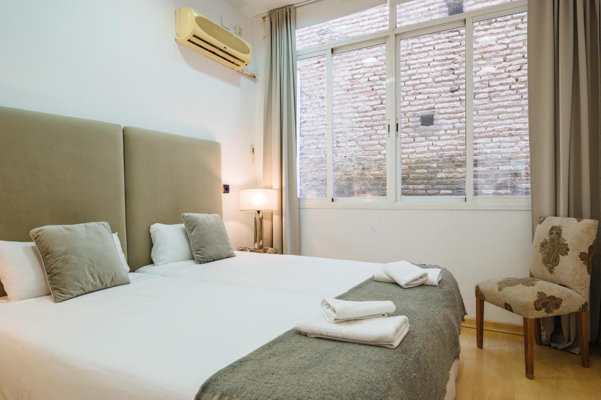 Homeyseville-amazing Views Cathedral Tomas De Ibarra - 8 Pax, Parking Optional *