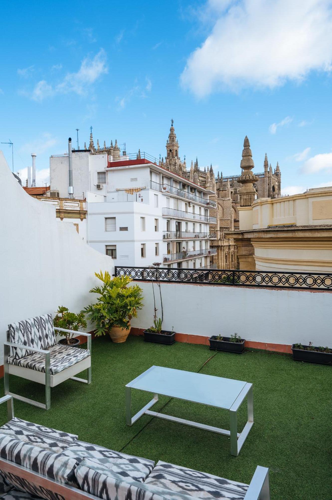 Homeyseville-amazing Views Cathedral Tomas De Ibarra - 8 Pax, Parking Optional * Seville